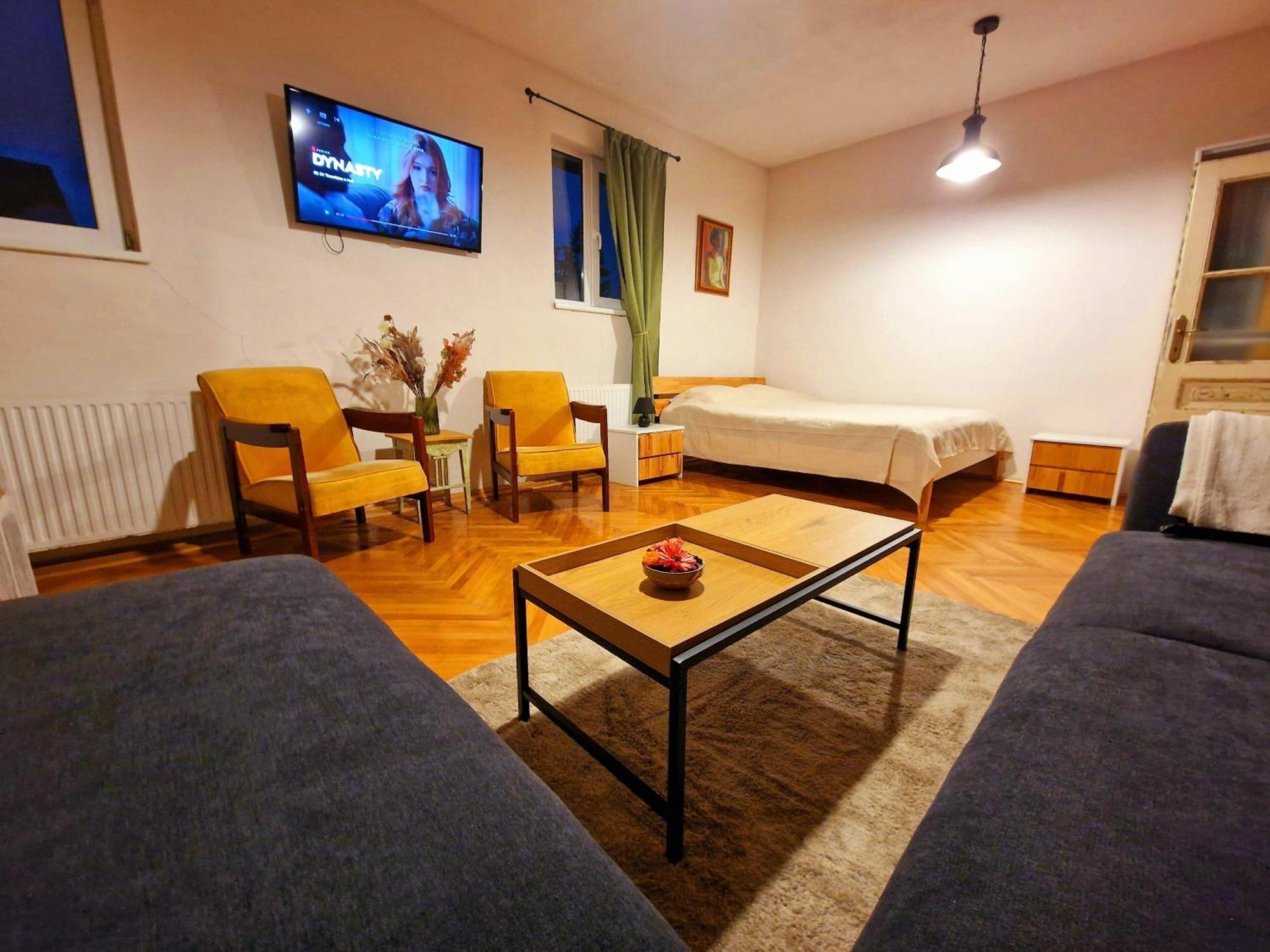 Nomad Apartment Brasov Exterior photo